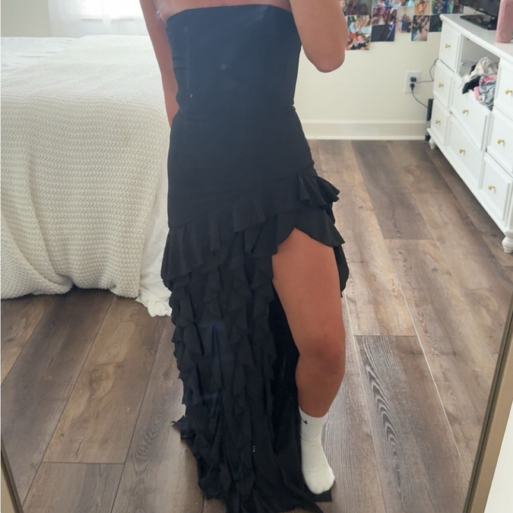 Elegant Black Ruffled Women's Skirt